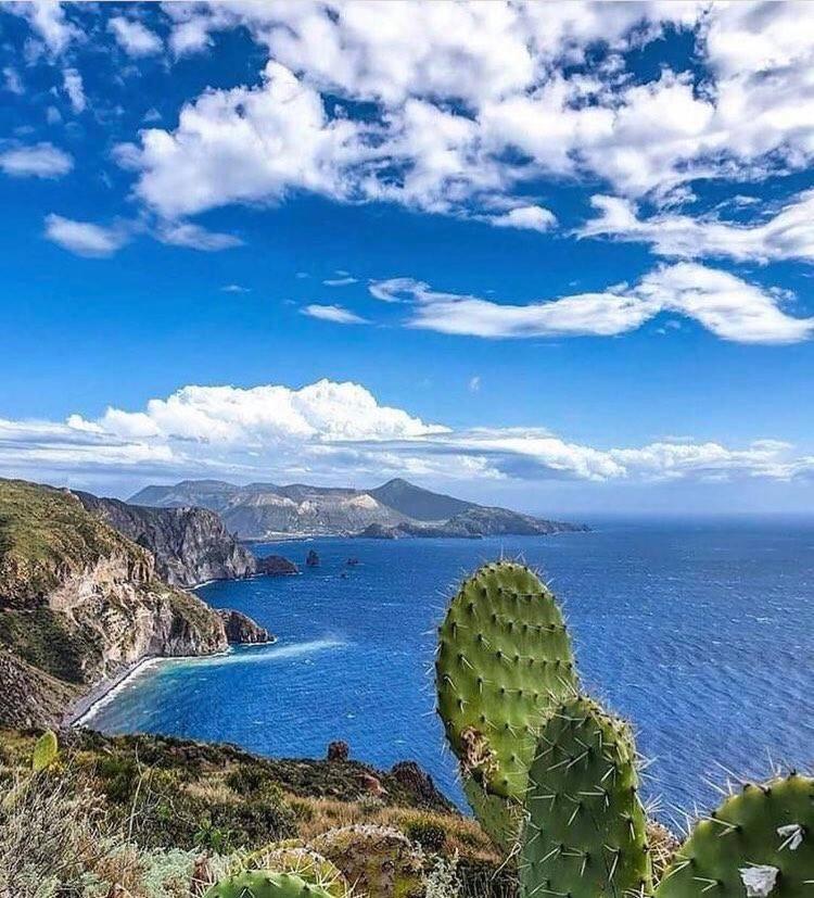 Punta Sallustro Lipari Eksteriør billede